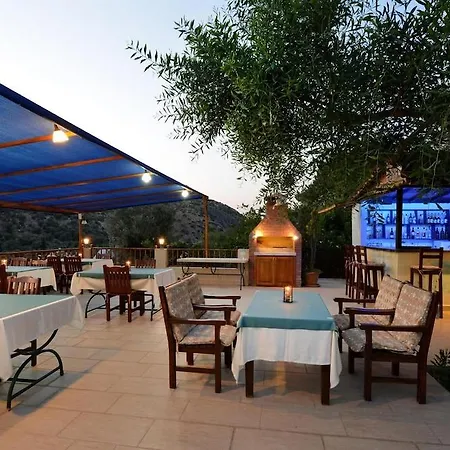 Patara Delfin 2*